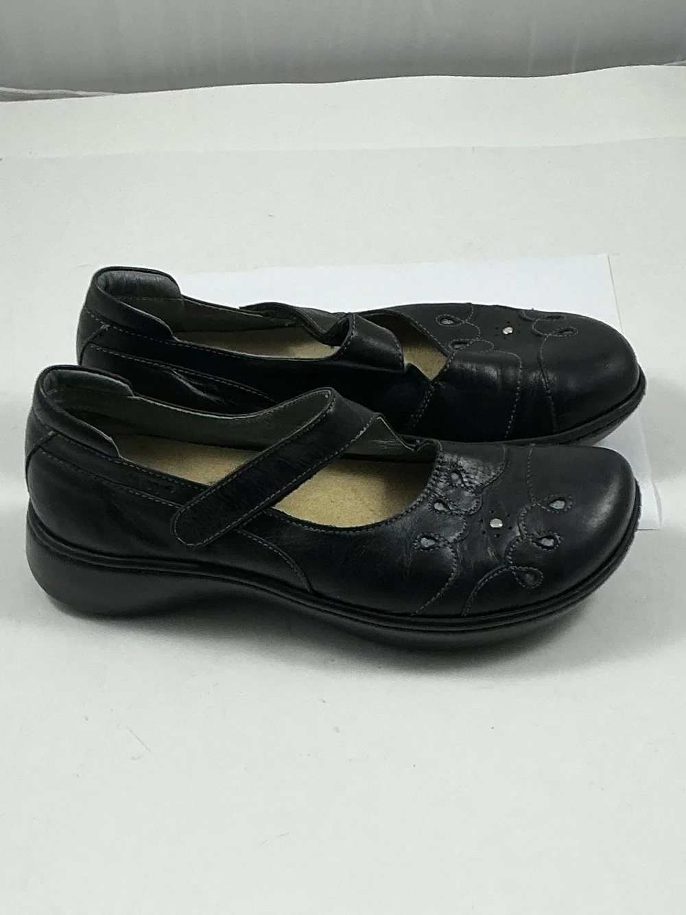 Naot comfortable flats